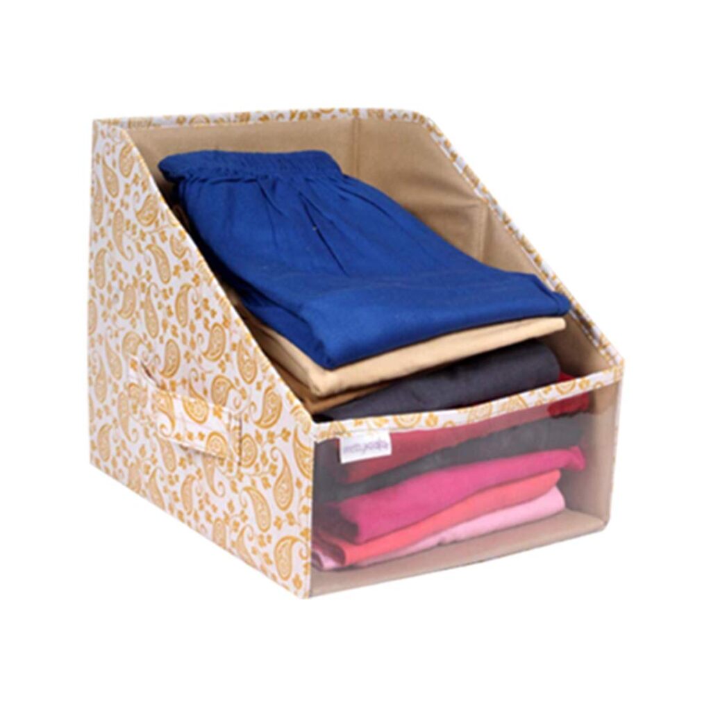 PrettyKrafts 1Pc Non Woven Shirt Stacker
